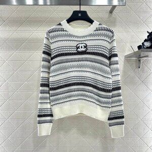 CHANEL Monochrome Patterned Women's Sweater
